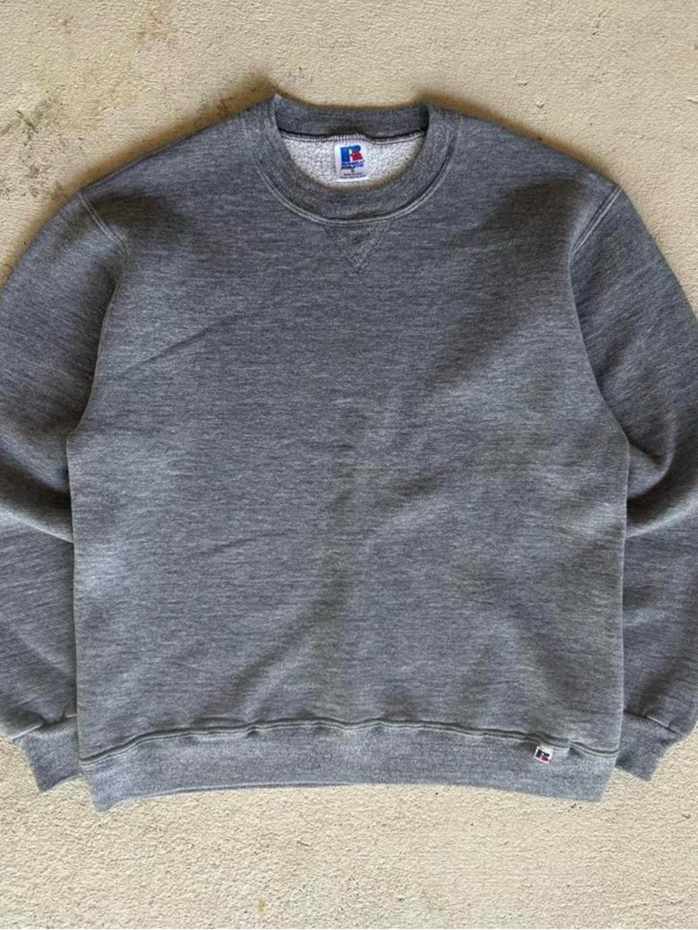 Russell Athletic Gray Crewneck Sweatshirt - Classic Pullover